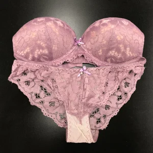 Alternative view of ブラジャー&パンティセット 郡山市在住  K・Oさん 30代 Bカップ おねぇさん