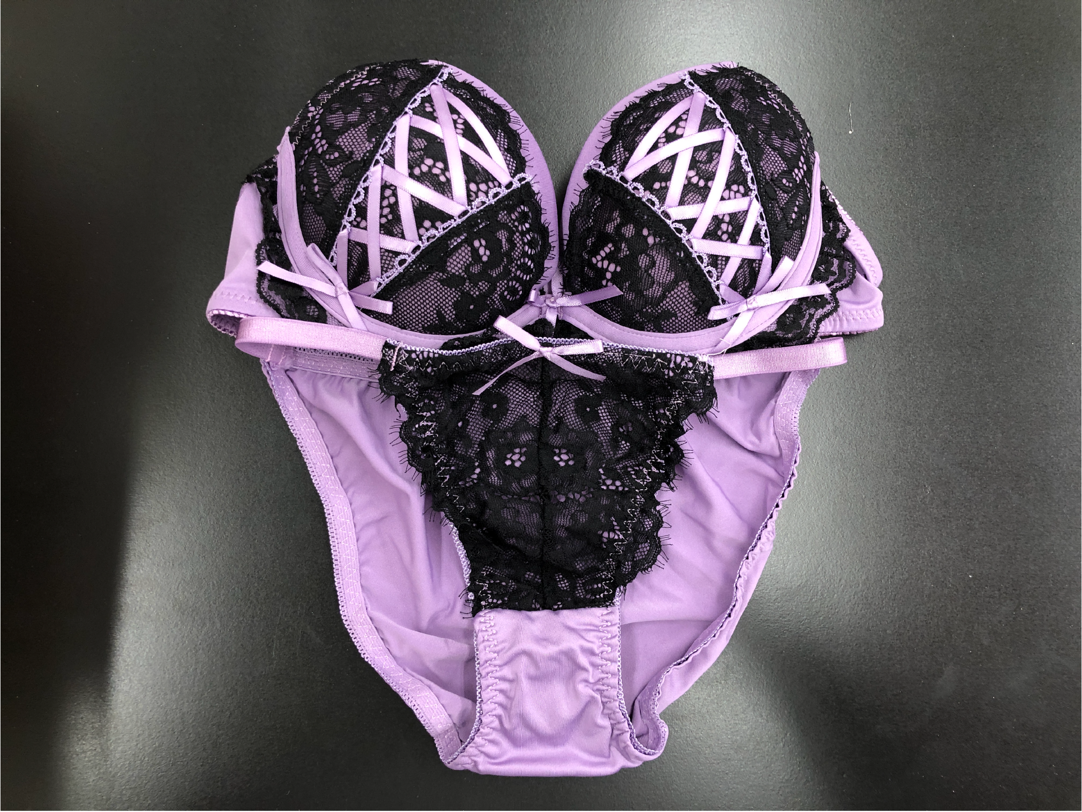 ブラジャー&パンティSet 【着衣画像付き】広島市在住 M・Hさん 20代 Cカップ おねぇさん - 画像 (3)