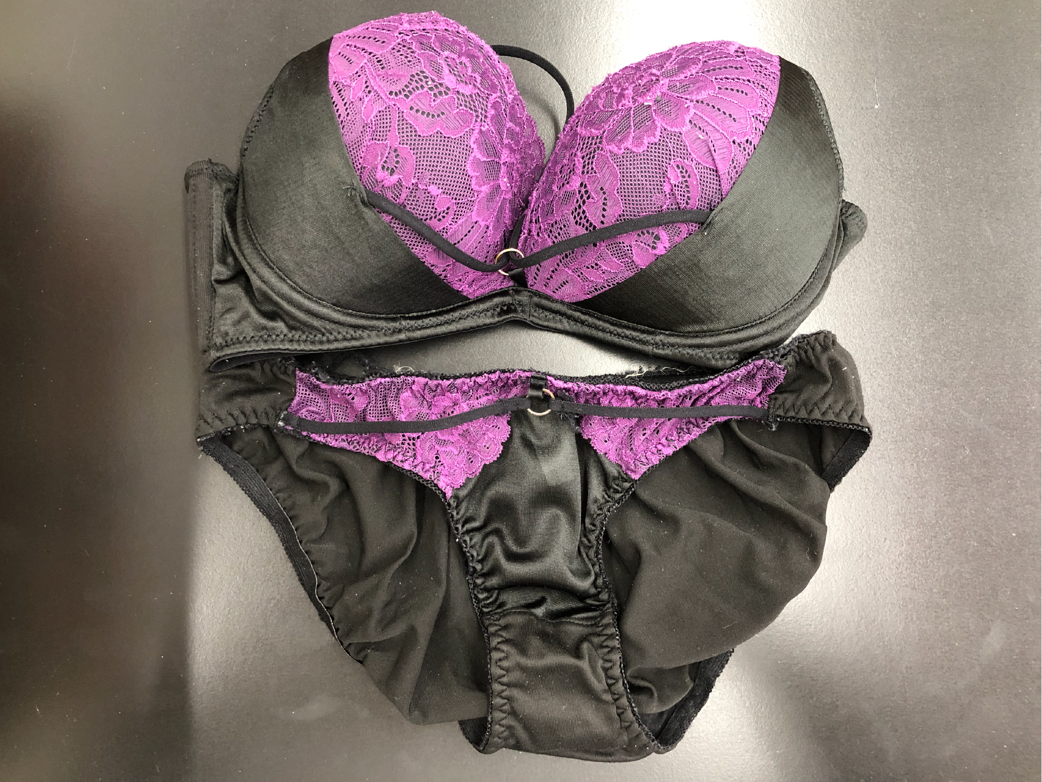 ブラジャー&パンティSet 【着衣画像付き】太白区在住 E・Sさん 20代 Dカップ ギャル - 画像 (3)