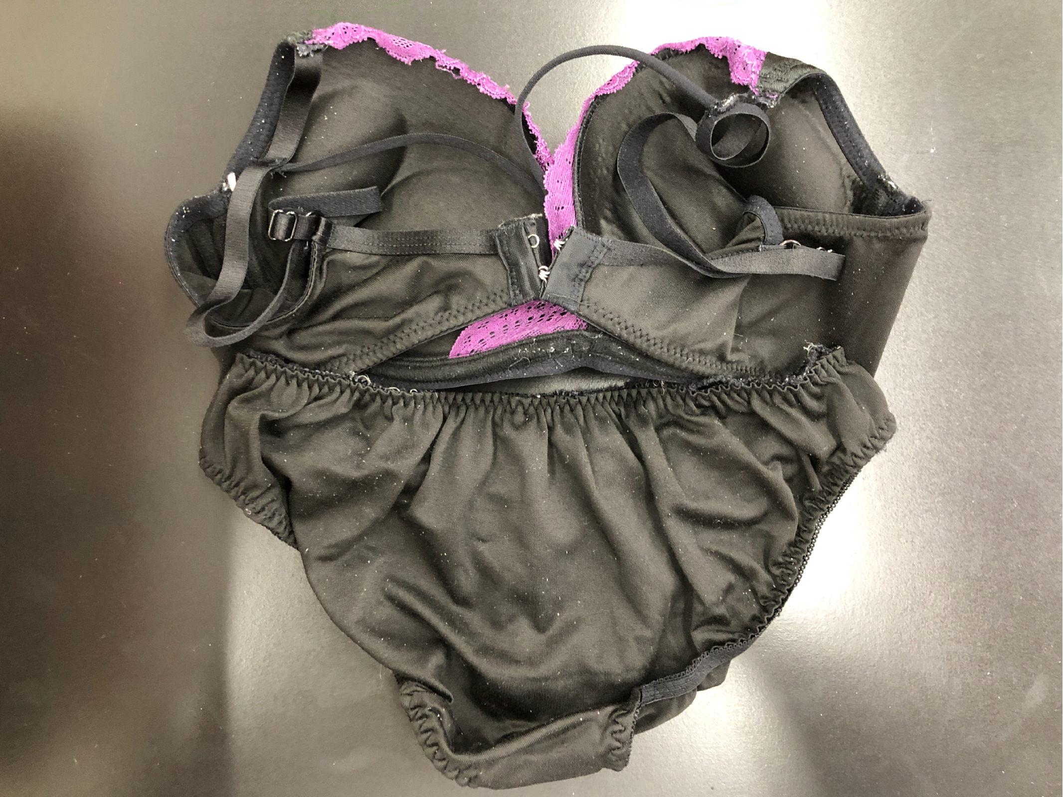 ブラジャー&パンティSet 【着衣画像付き】太白区在住 E・Sさん 20代 Dカップ ギャル - 画像 (5)